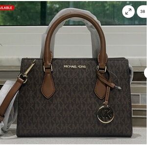 Like New - small Michael Kors Sheila bag